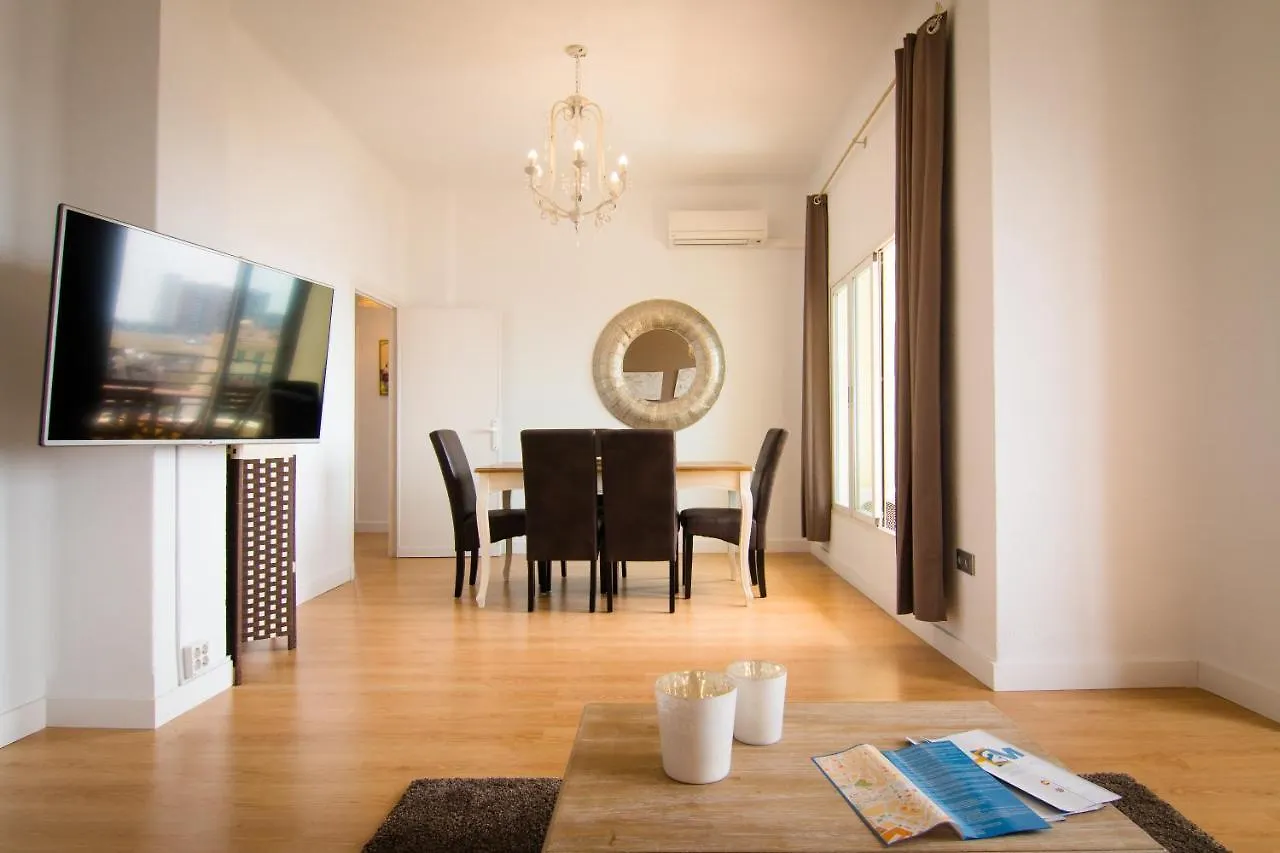 Appartement Holidays2Malaga Terraza & Junto Puerto Deportivo Spanje